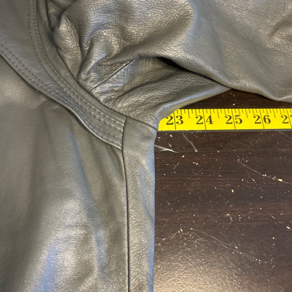 Vintage The Olde Hide House Women’s long leather coat size medium - Picture 14 of 14